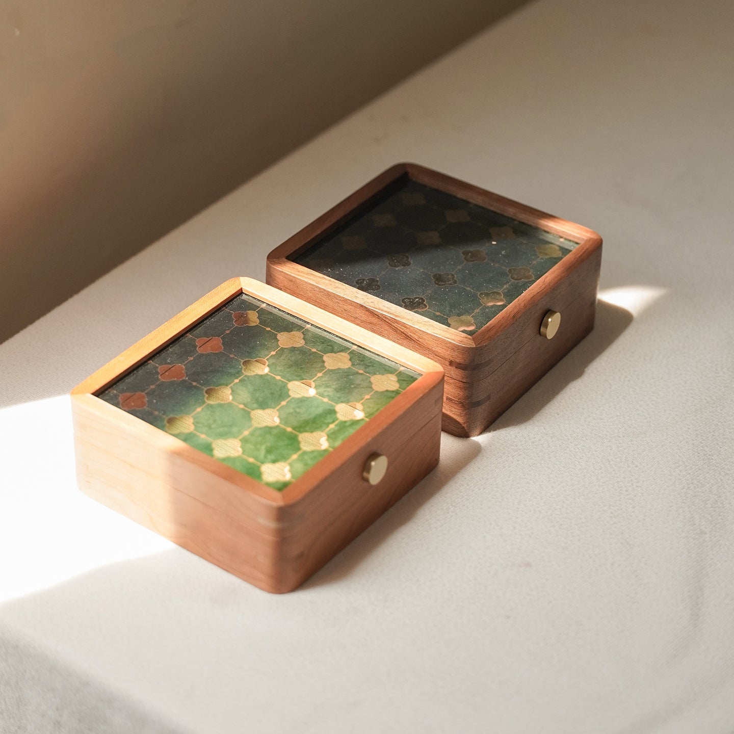 Pattern Retro Style Wooden Jewelry Box with Glass Top