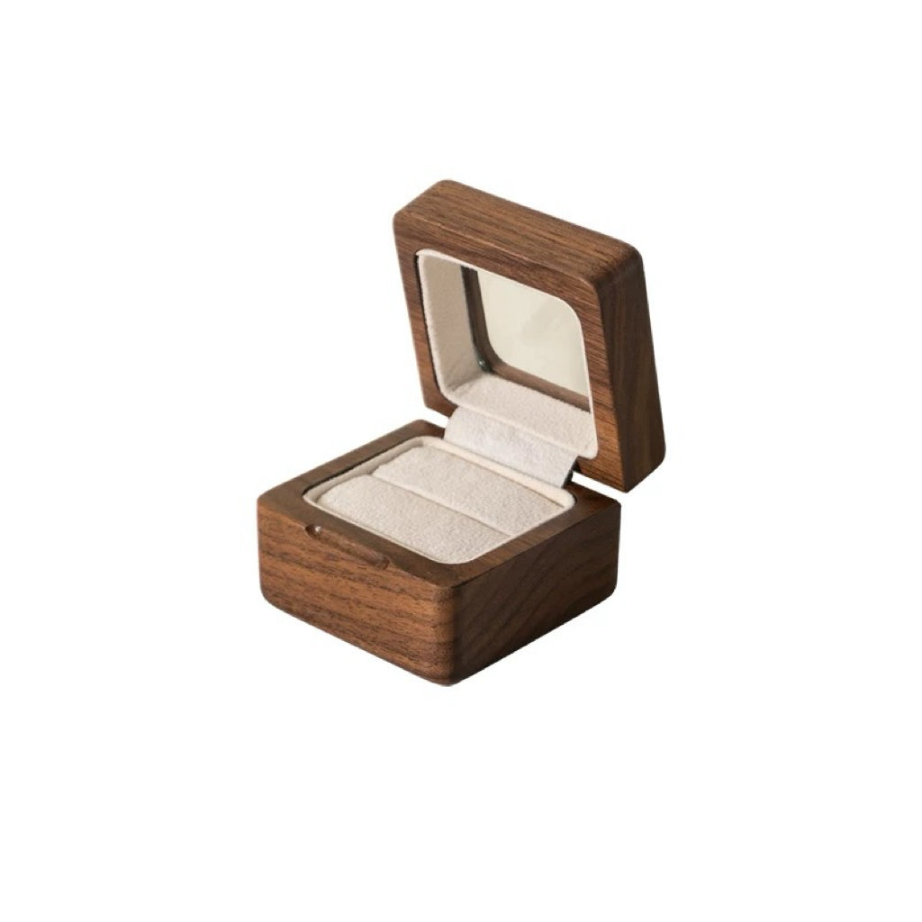 Close-up of wood grain on Lumina ring box