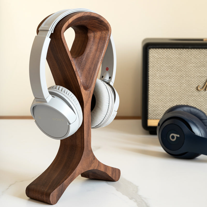 Premium wooden stand for over-ear headphones