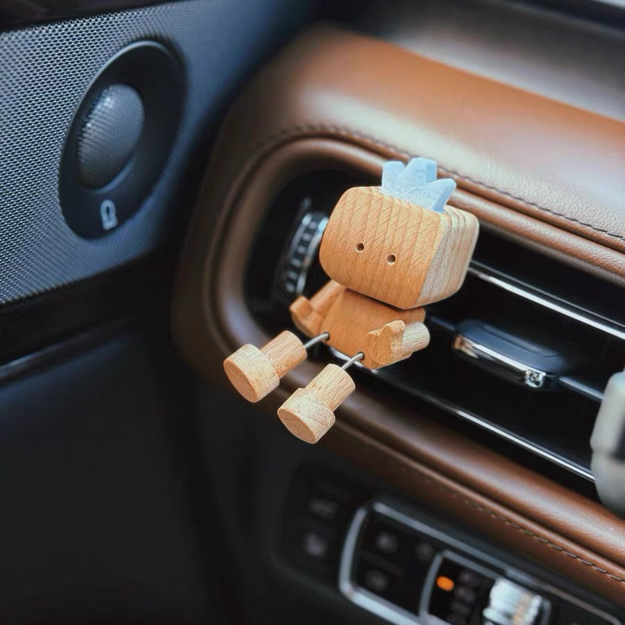 Warm Wood Wobbling Car Diffuser
