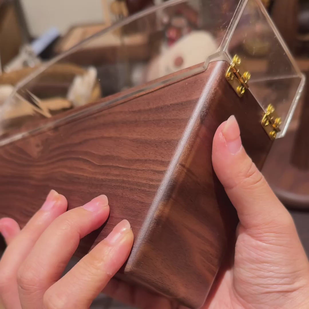 Dustaway Walnut V60 Coffee Filter Paper Holder