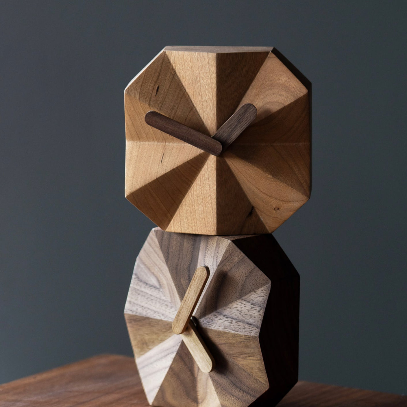 silent wooden clock